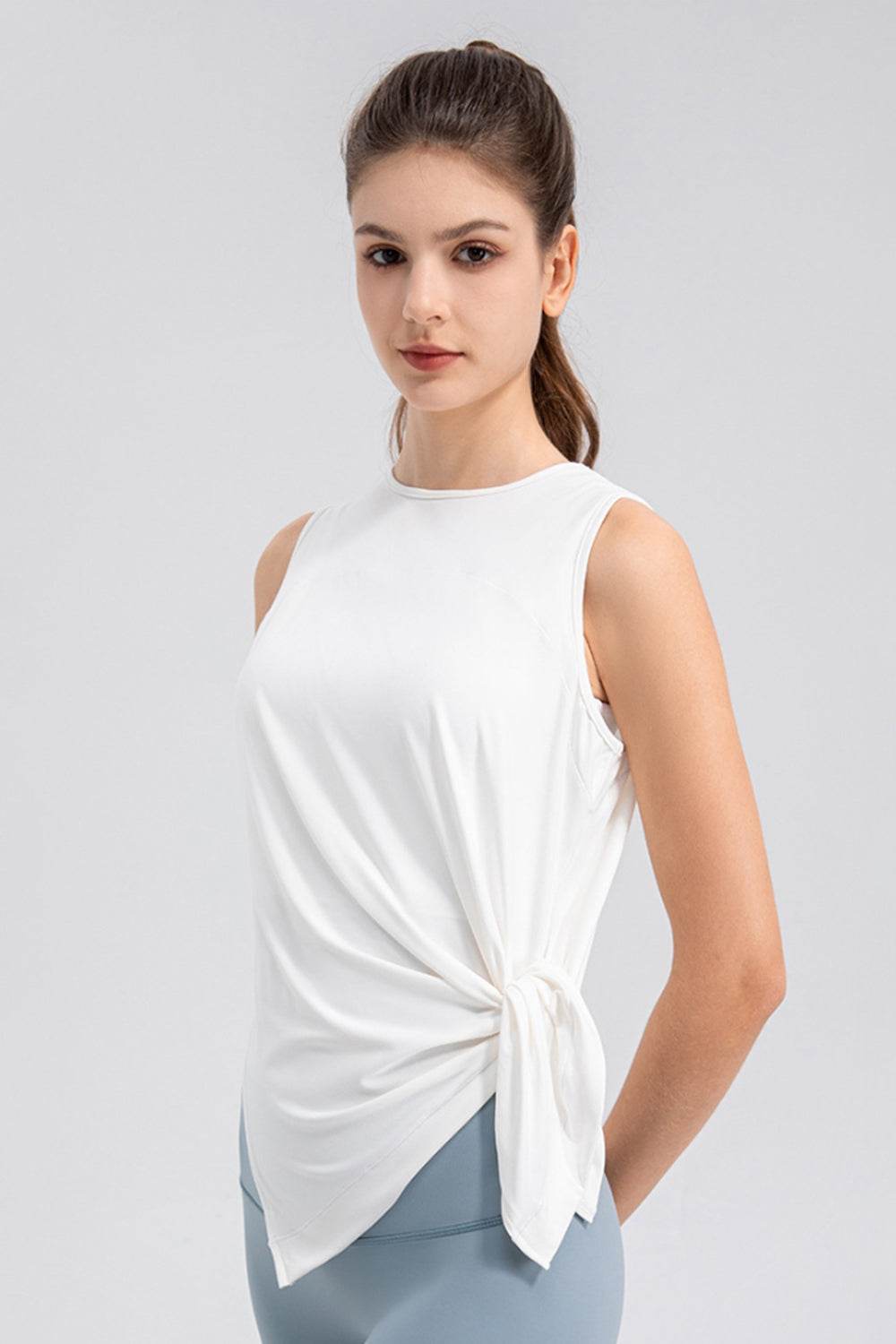 Slit Round Neck Tank - Selvanelle