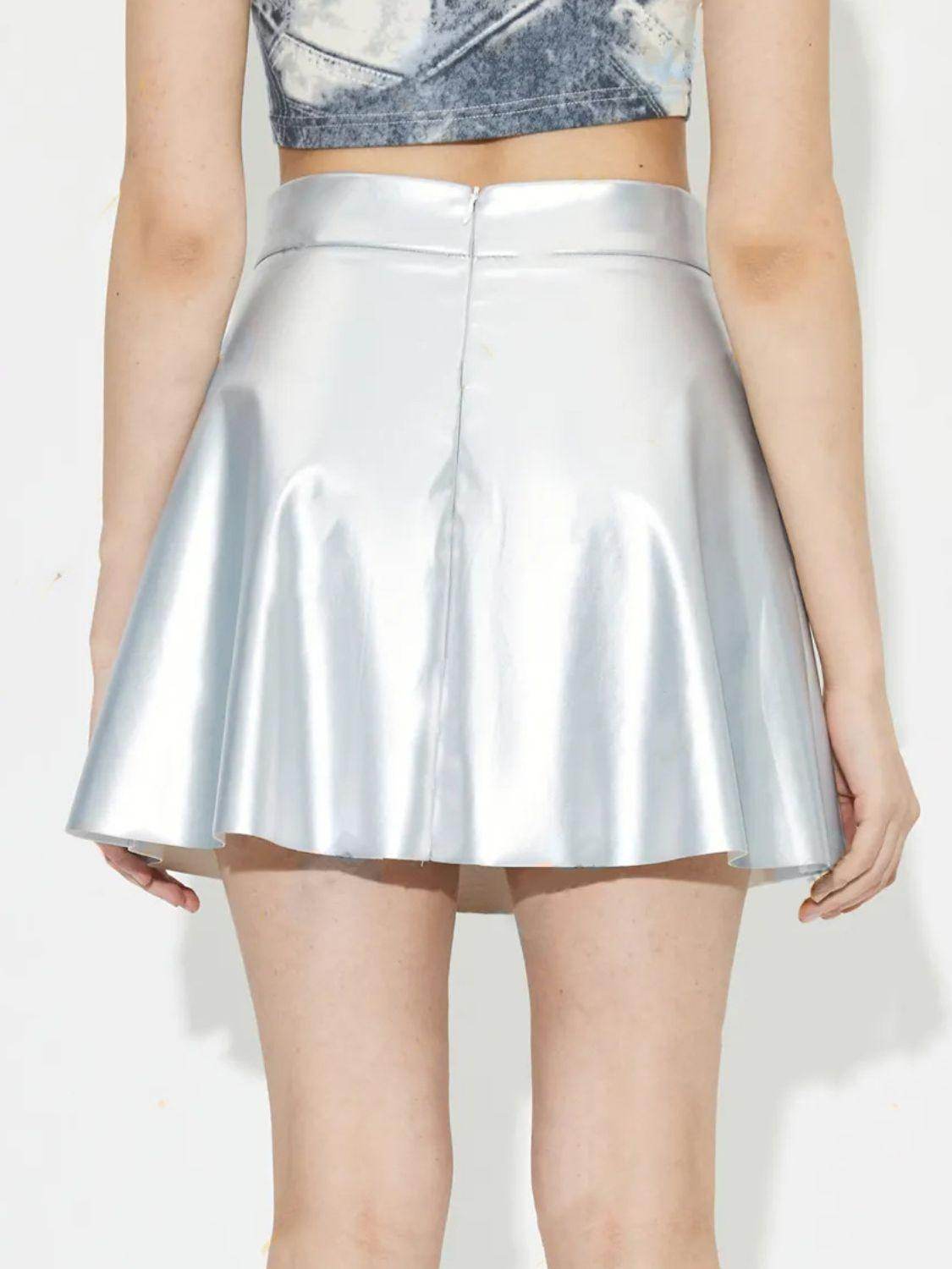 Ruched Mini Skirt with Zipper for Women in Multiple Sizes - Selvanelle