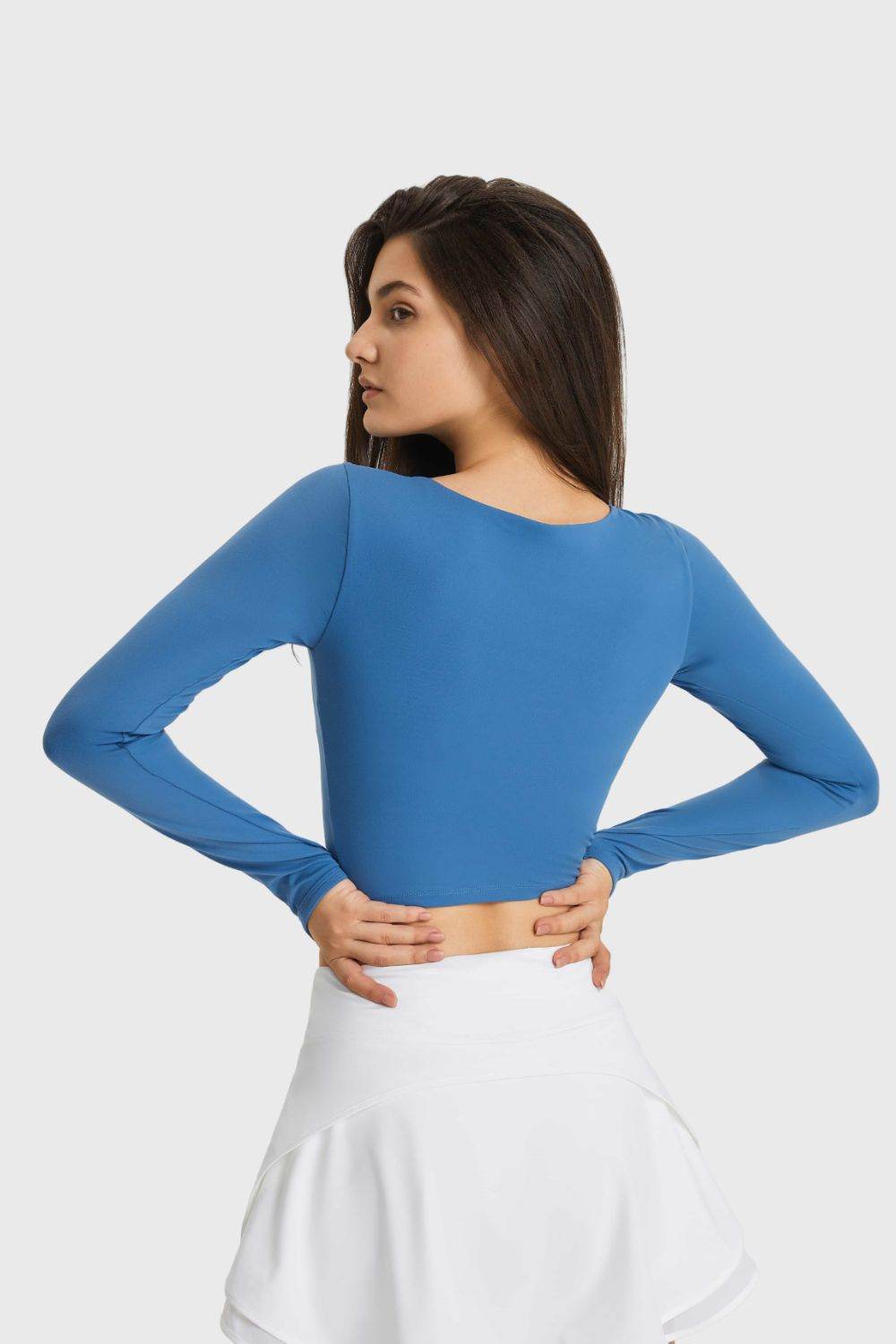 Millennia Cutout Long Sleeve Cropped Sports Top - Selvanelle