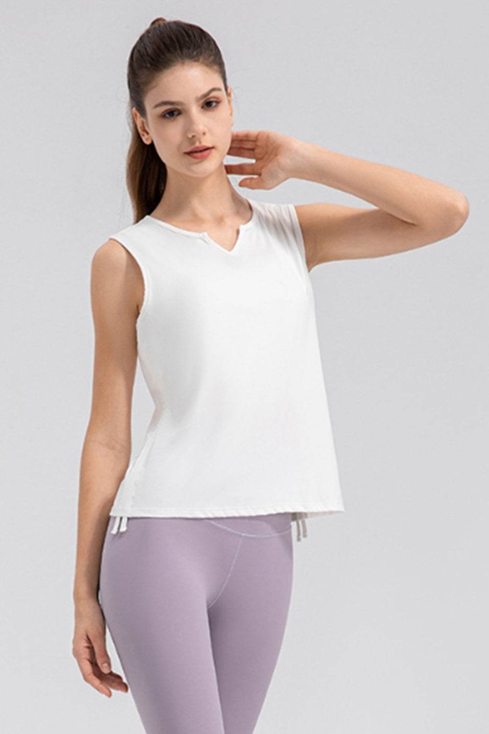 Notched Wide Strap Active Tank - Selvanelle