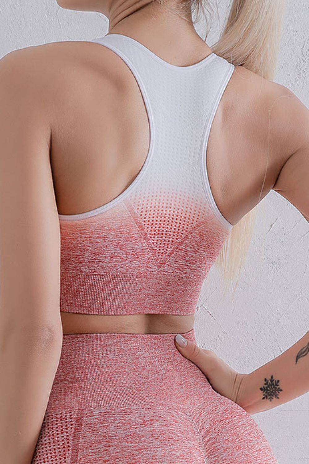 Gradient Sports Bra and Leggings Set - Selvanelle