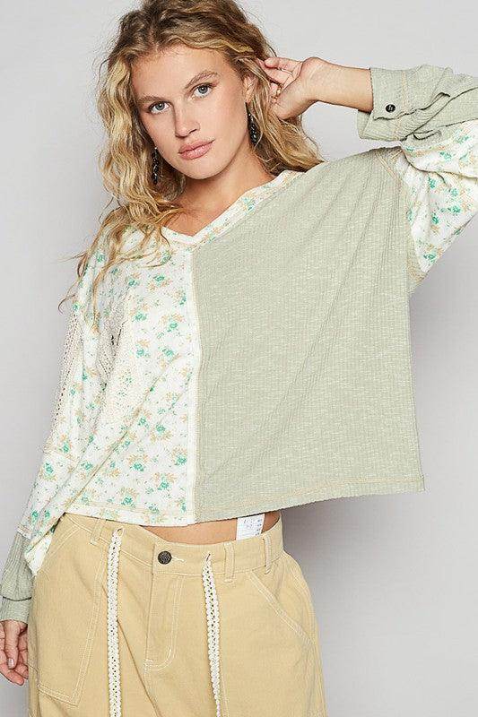 POL Floral Crochet Patch V-Neck Top for Feminine Style - Selvanelle