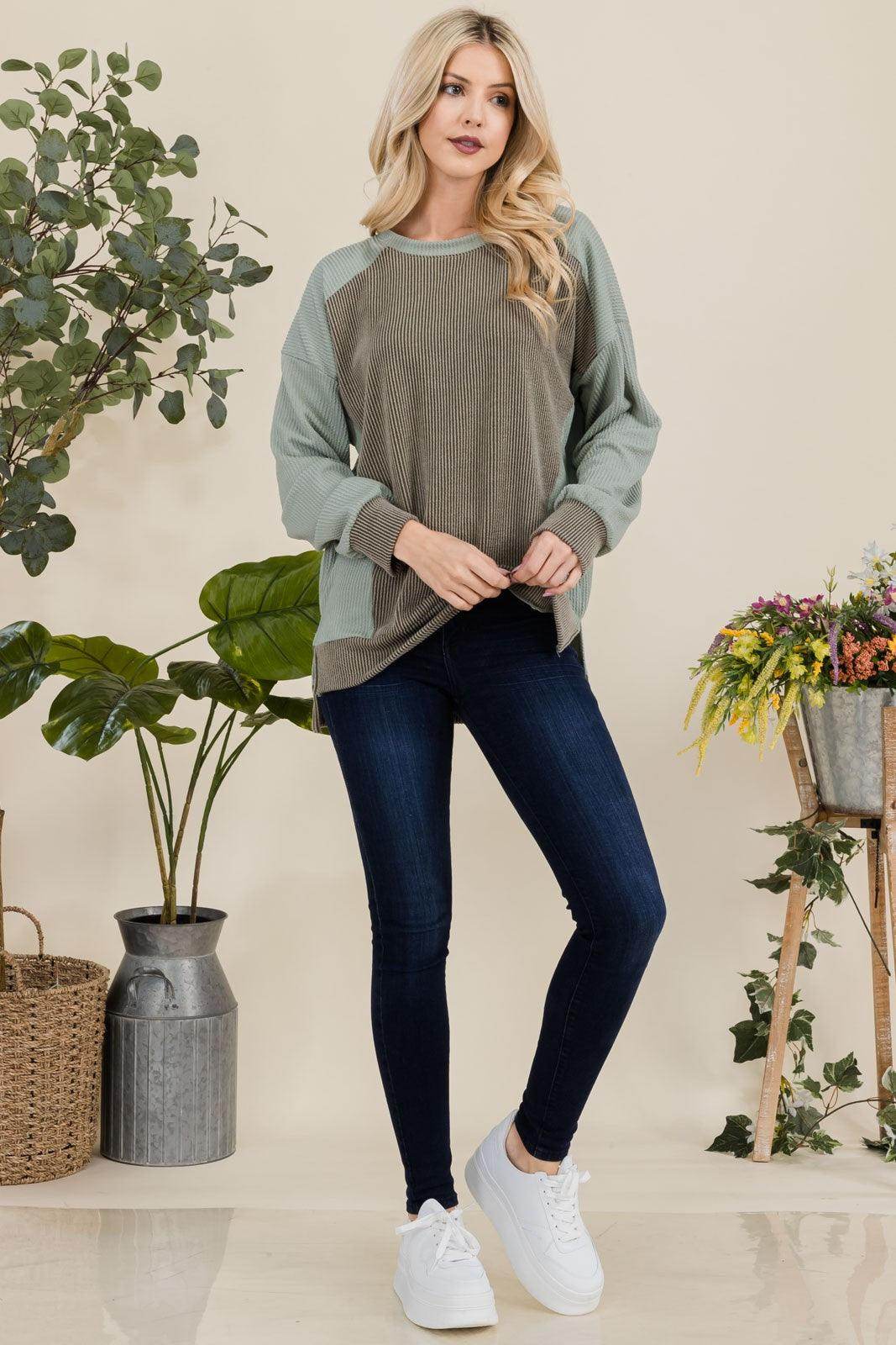 Celeste Full Size High-Low Contrast Round Neck Sweatshirt - Selvanelle
