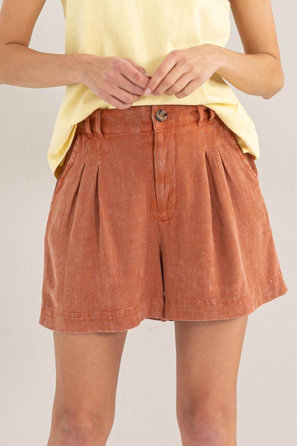 HYFVE High Waist Pleated Linen Shorts for Stylish Comfort - Selvanelle