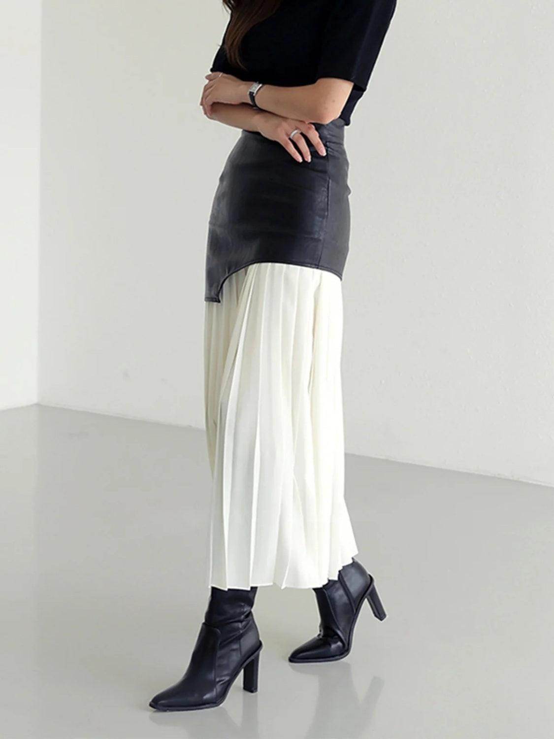 Pleated Contrast High Rise Skirt for Stylish Comfort - Selvanelle