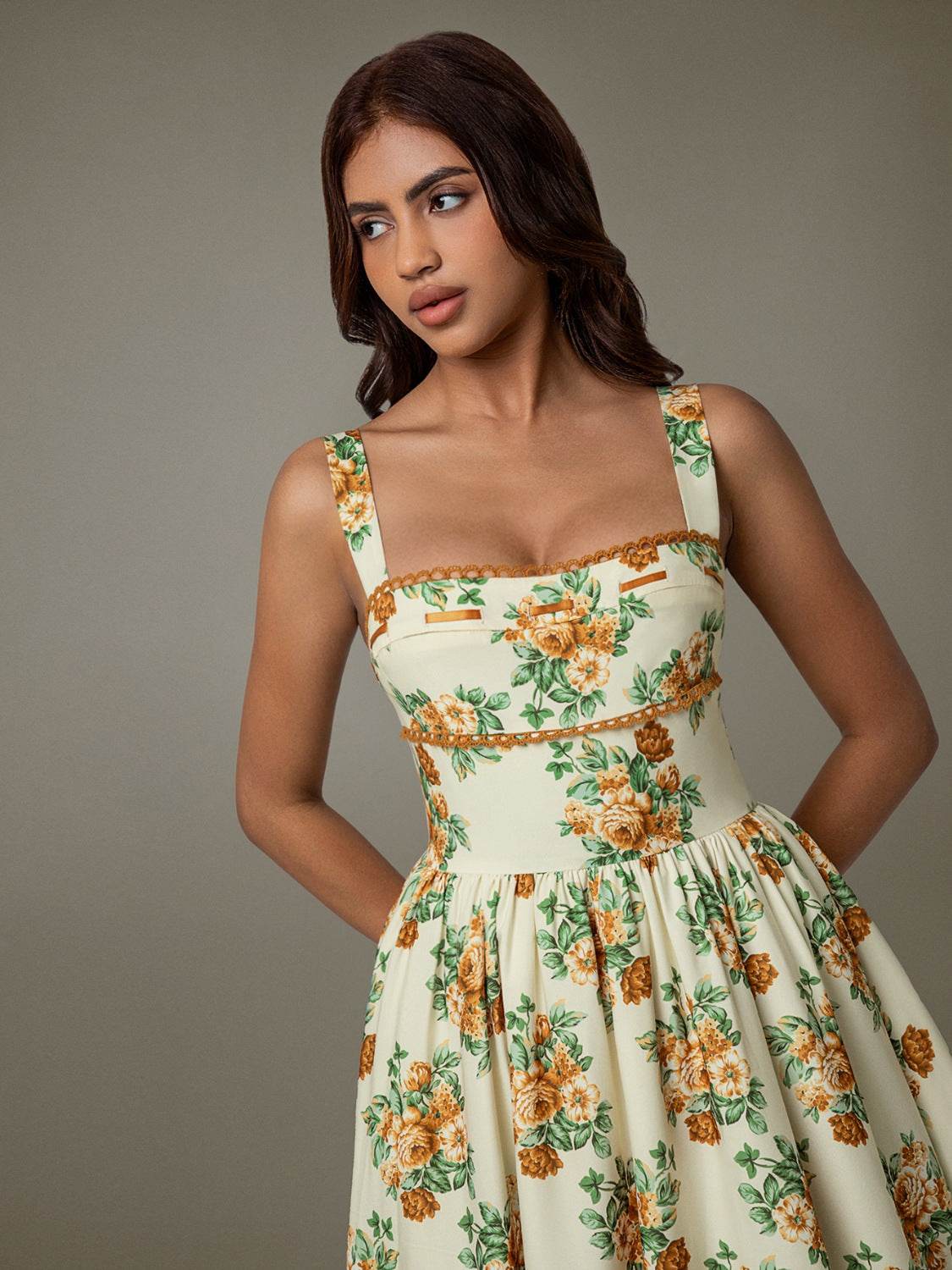 Lace Trim Floral Sleeveless Midi Dress - Selvanelle