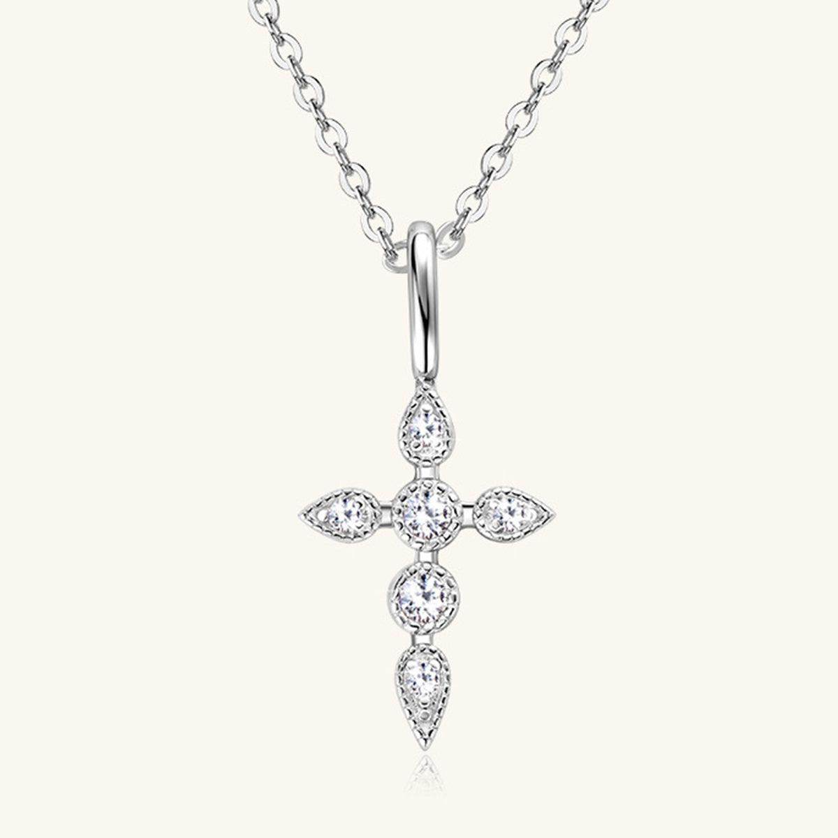 925 Sterling Silver Moissanite Cross Pendant Necklace - Selvanelle