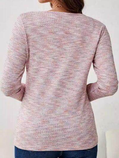 V-Neck Long Sleeve T-Shirt for Women in Comfortable Fit - Selvanelle
