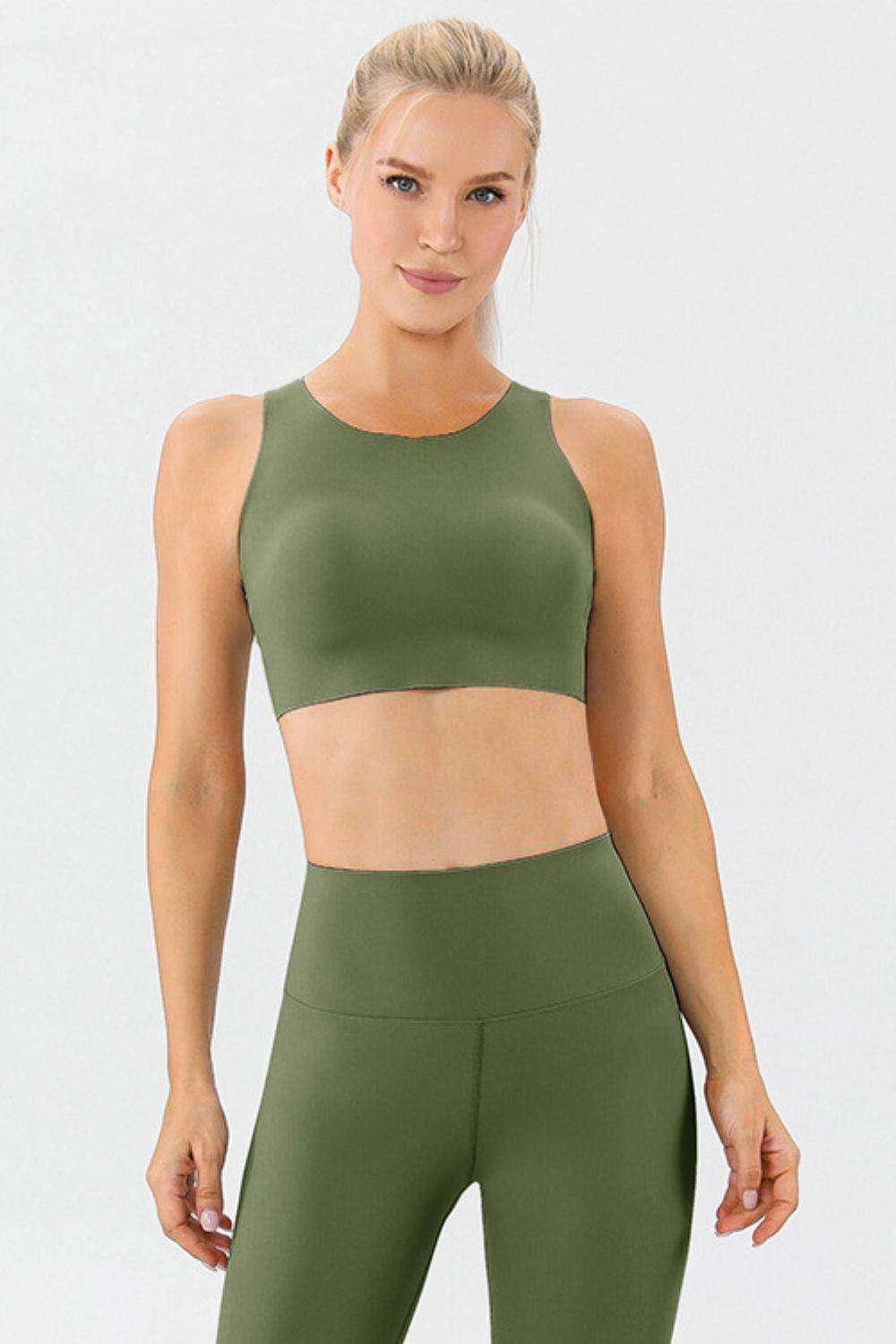 Round Neck Wide Strap Active Bra - Selvanelle