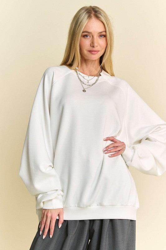 Davi & Dani Round Neck Raglan Sleeve Sweatshirt for Women - Selvanelle