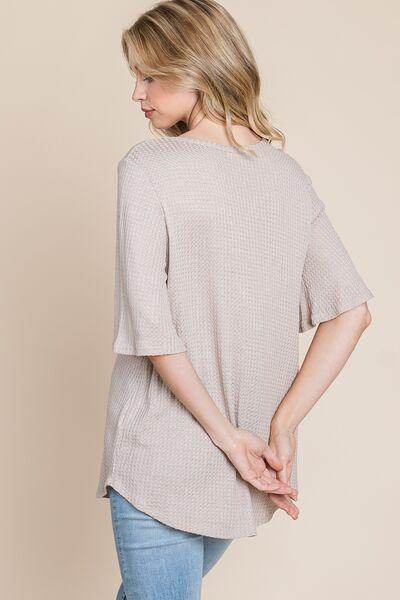 BOMBOM Round Neck Waffle Knit T-Shirt for Effortless Style - Selvanelle