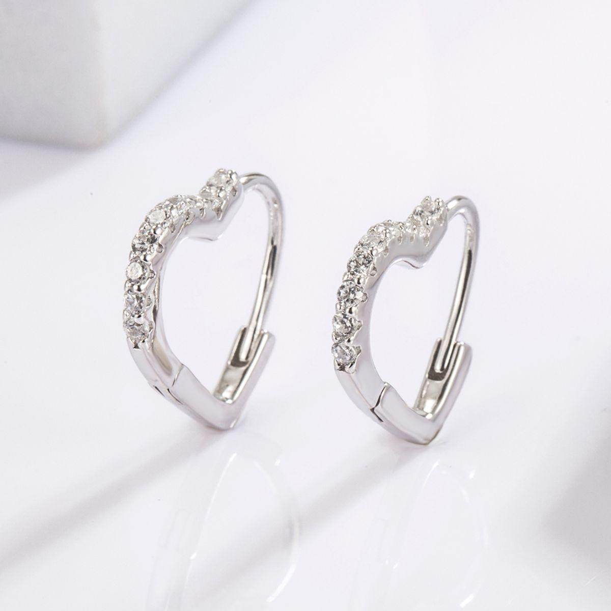 925 Sterling Silver Zircon Heart Shape Earrings Set - Selvanelle