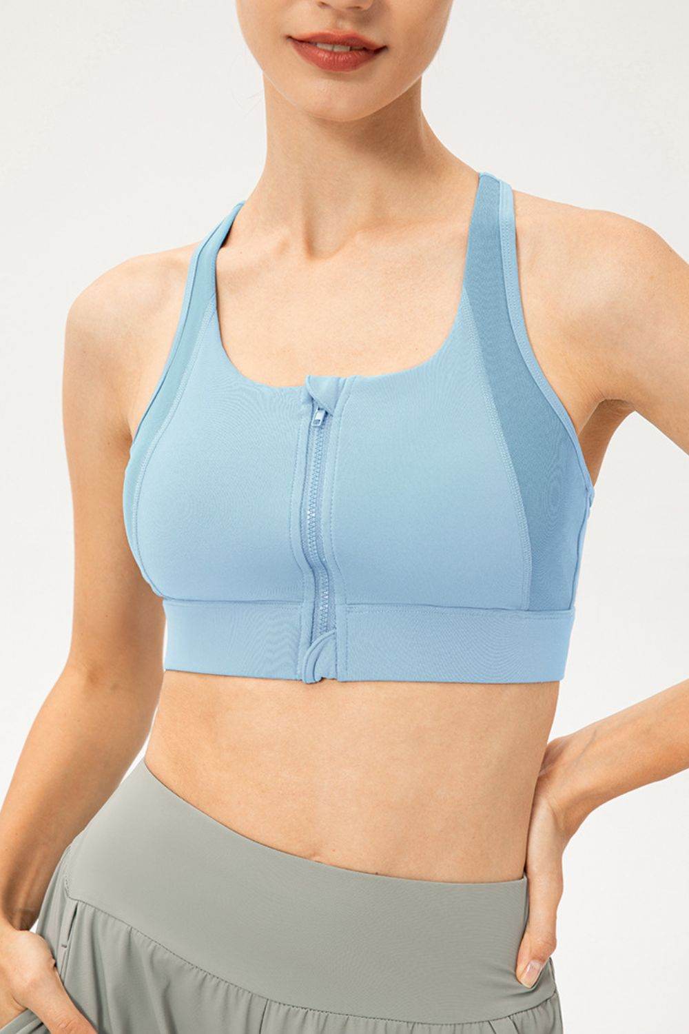 Zip-Up Round Neck Sports Bra - Selvanelle