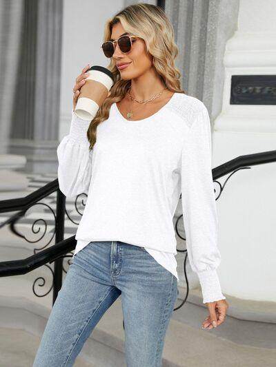 V-Neck Lantern Sleeve T-Shirt for Casual Chic Style - Selvanelle