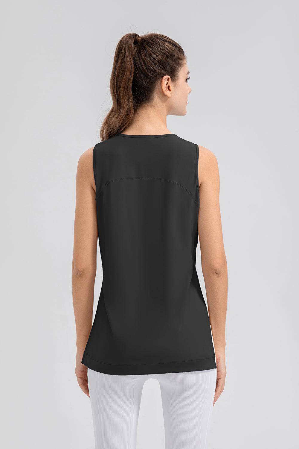 Slit Round Neck Tank - Selvanelle