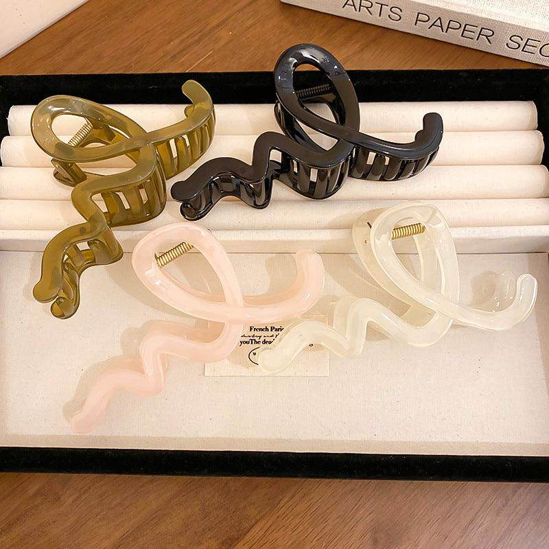 Acrylic Hair Claw Clip for Effortless Styling and Hold - Selvanelle