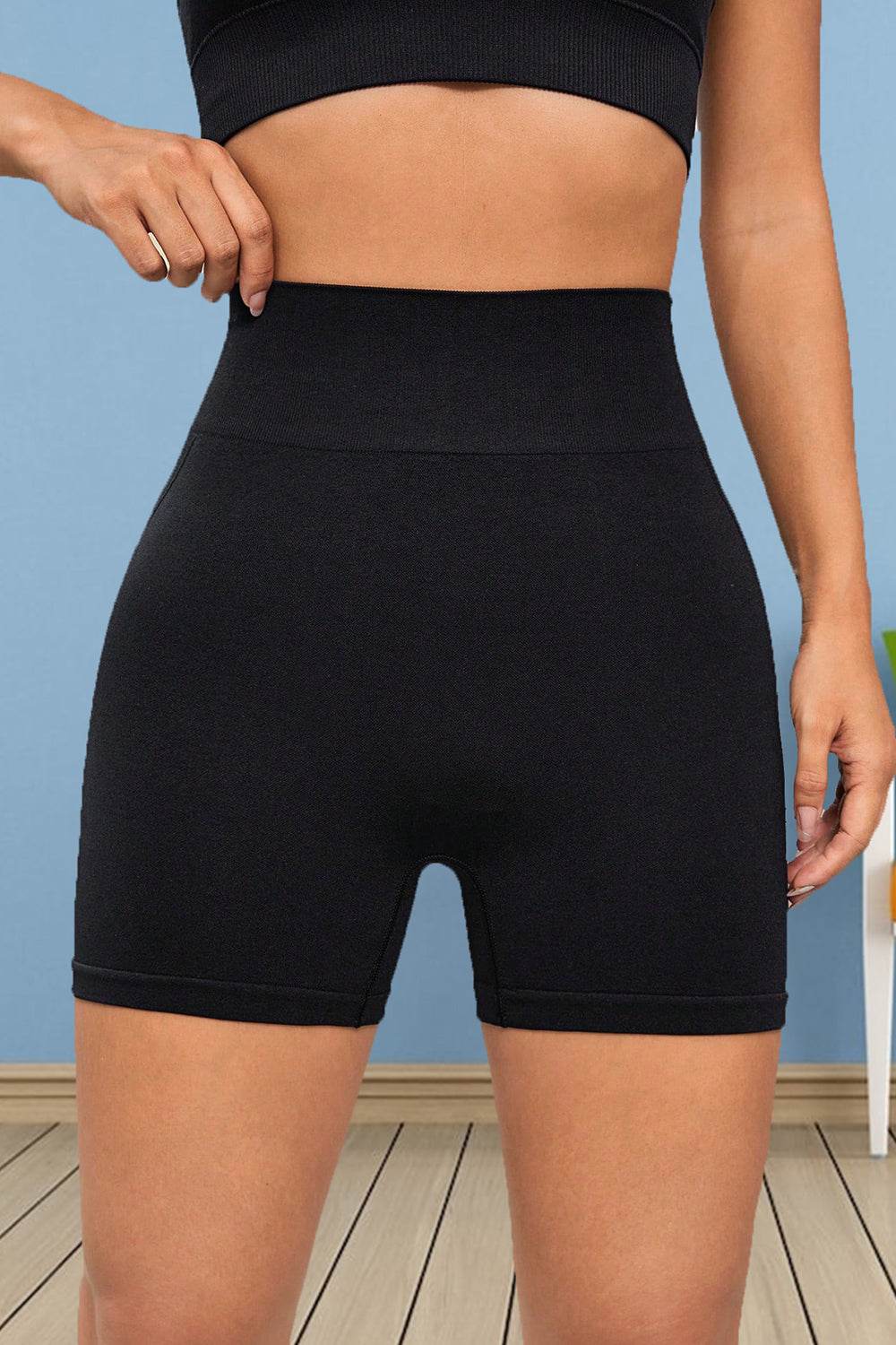 Wide Waistband Sports Shorts - Selvanelle