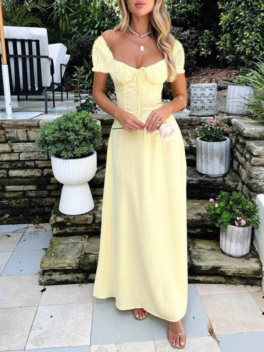 Devine Sweetheart Neck Short Sleeve Maxi Dress - Selvanelle