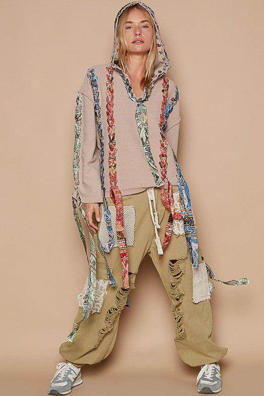 POL Contrast Thread Peace Back Hooded Sweater for Women - Selvanelle