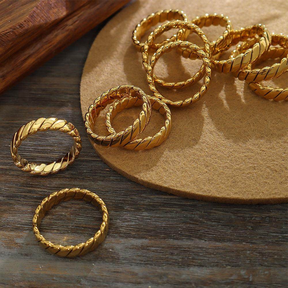 Stylish Titanium Steel Gold-Plated Ring for Everyday Use - Selvanelle