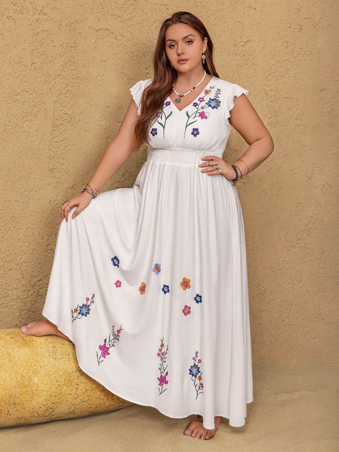 Plus Size Embroidered Floral V-Neck Cap Sleeve Maxi Dress - Selvanelle
