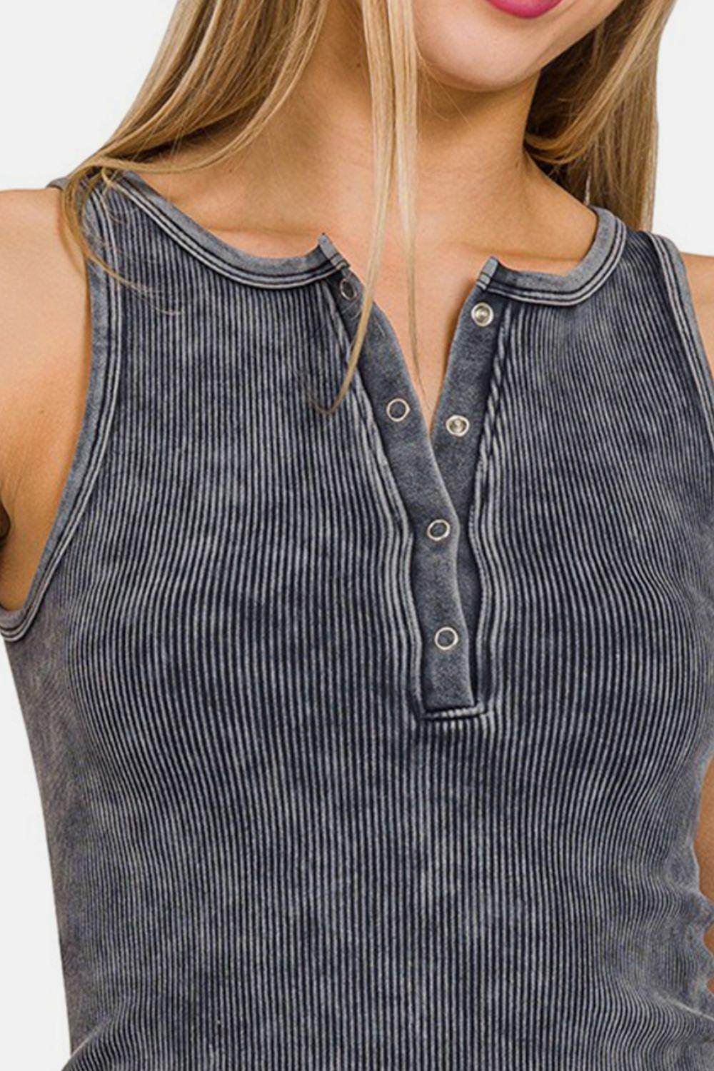 Zenana Washed Ribbed Half Snap Seamless Tank Top for Women - Selvanelle