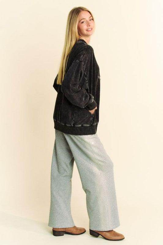 Davi & Dani Stud Star Patch Acid Washed Sweatshirt Trendy - Selvanelle