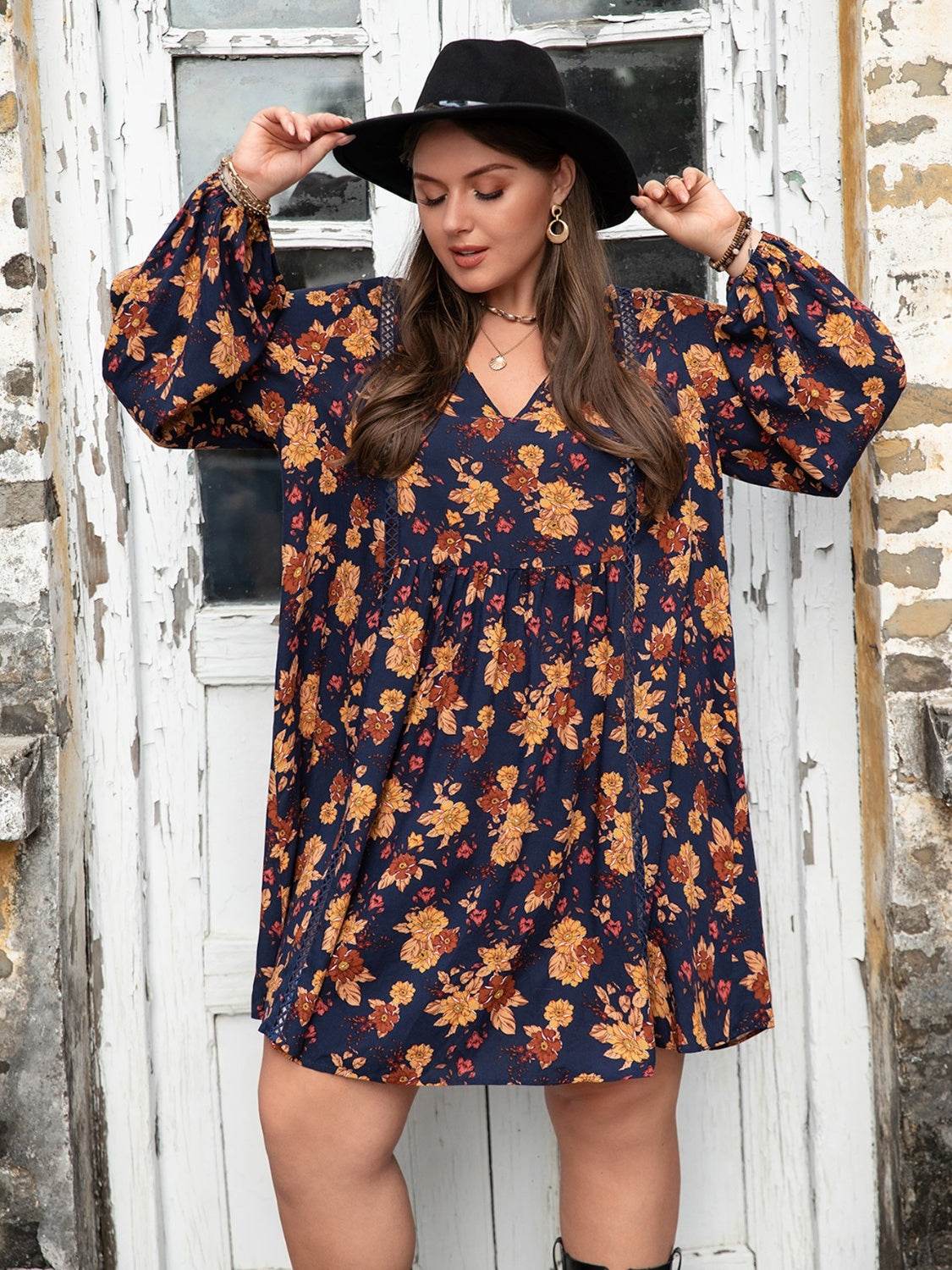 Plus Size Floral V-Neck Balloon Sleeve Dress - Selvanelle