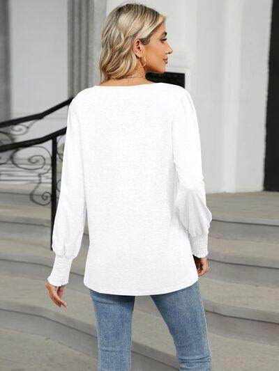 V-Neck Lantern Sleeve T-Shirt for Casual Chic Style - Selvanelle