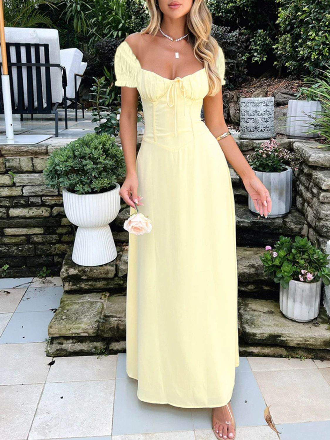 Devine Sweetheart Neck Short Sleeve Maxi Dress - Selvanelle