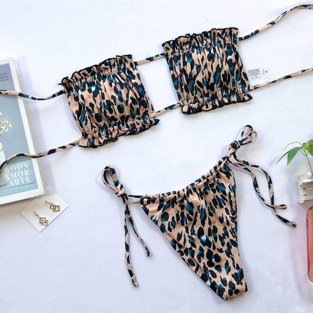 Frill Trim Ruched Bikini Set - Selvanelle