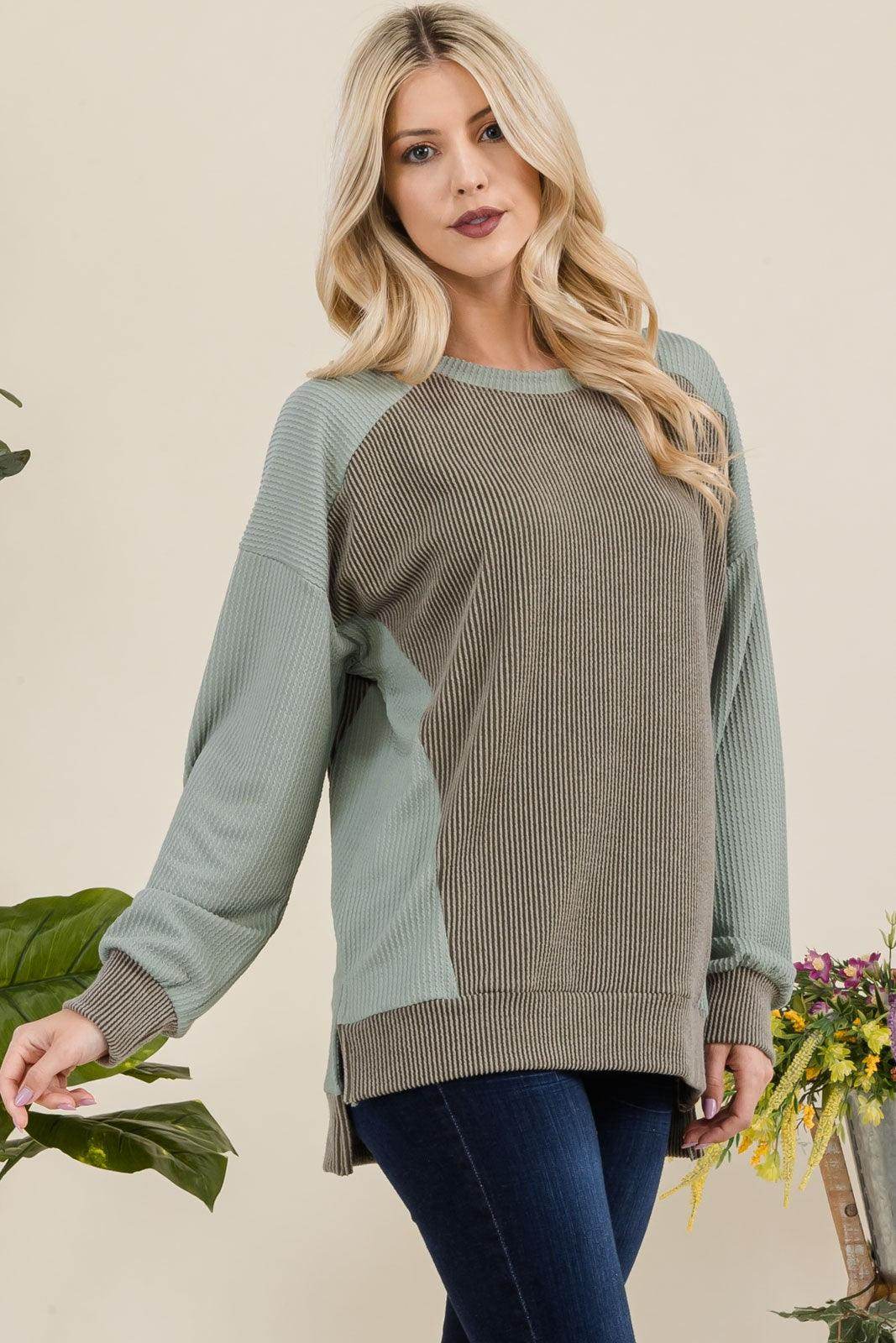 Celeste Full Size High-Low Contrast Round Neck Sweatshirt - Selvanelle