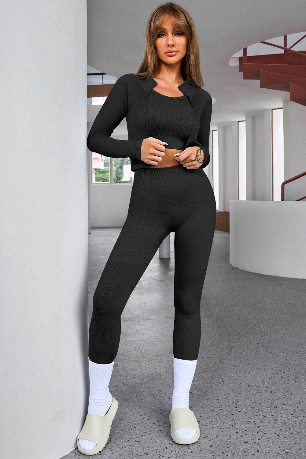 Tank Cropped Active Top and Pants Set - Selvanelle