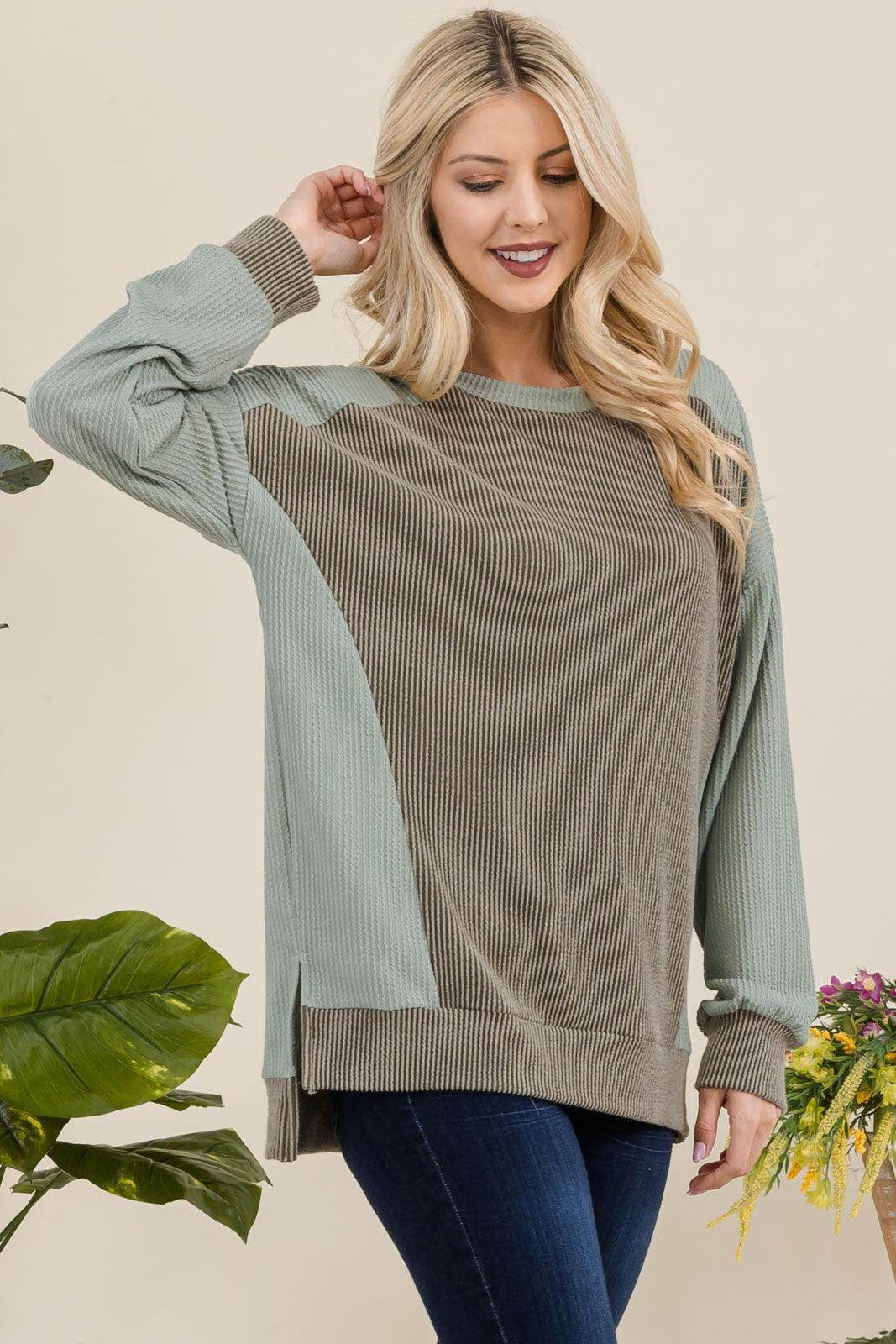 Celeste Full Size High-Low Contrast Round Neck Sweatshirt - Selvanelle