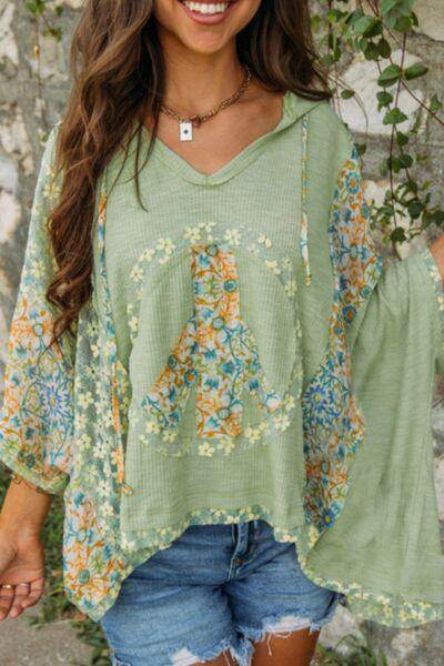 Peace Patch Batwing Sleeve Hooded Blouse for Women - Selvanelle