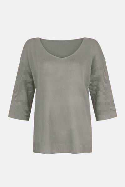 V-Neck Three-Quarter Sleeve Knit Top for Women Casual Wear - Selvanelle