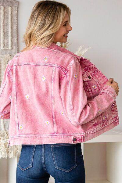 Veveret Daisy Print Button Up Denim Jacket for Women - Selvanelle