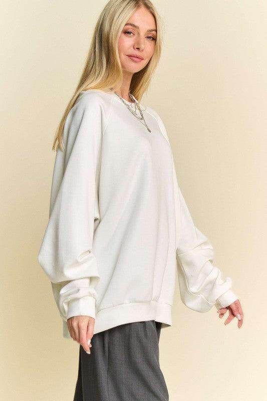 Davi & Dani Round Neck Raglan Sleeve Sweatshirt for Women - Selvanelle