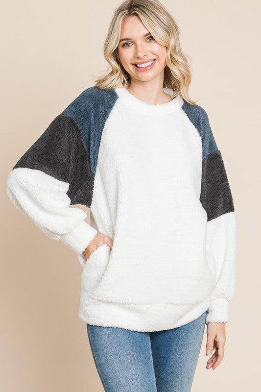 Culture Code Color Block Faux Fur Raglan Sleeve Sweatshirt - Selvanelle