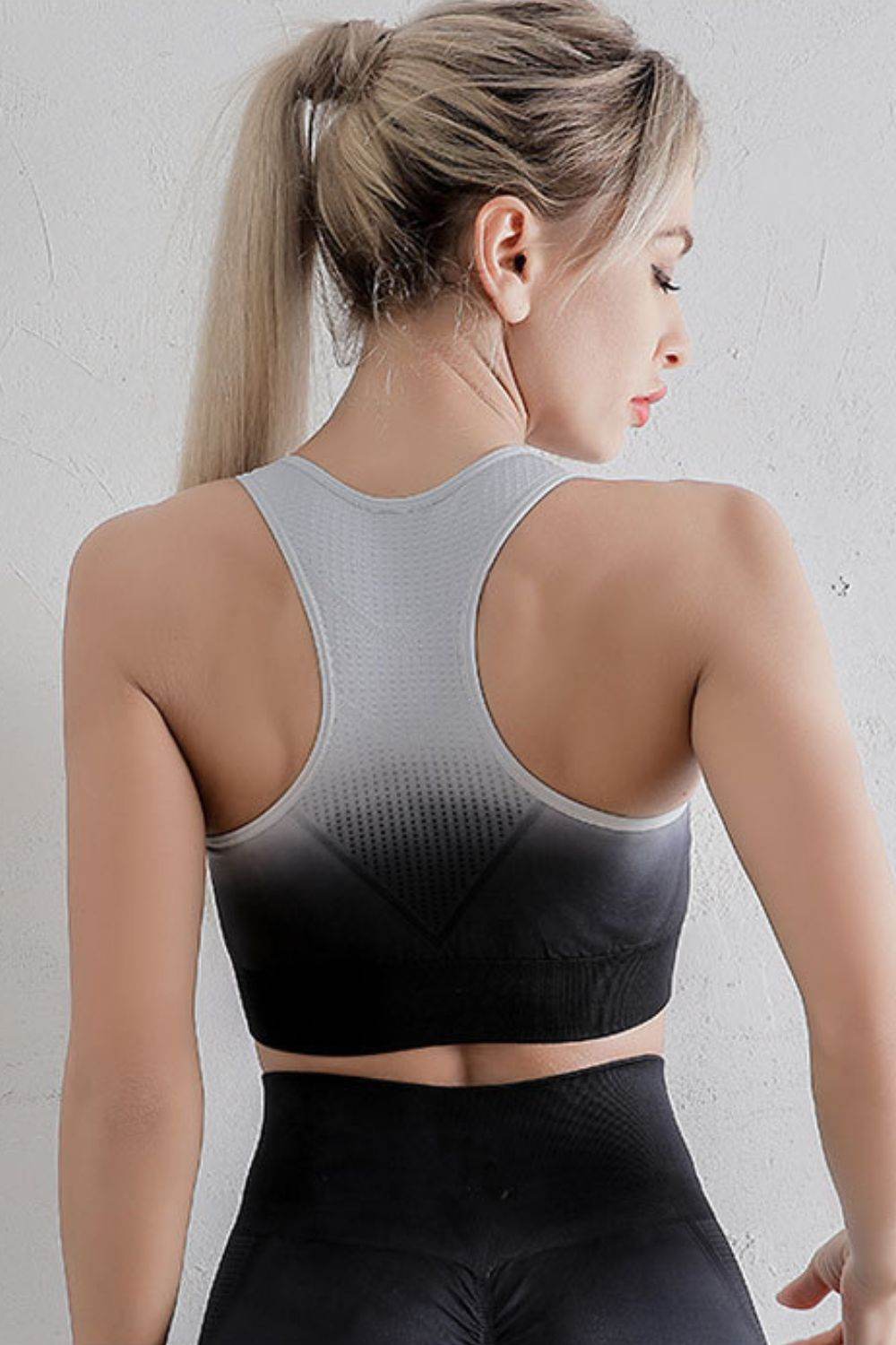 Gradient Sports Bra and Leggings Set - Selvanelle
