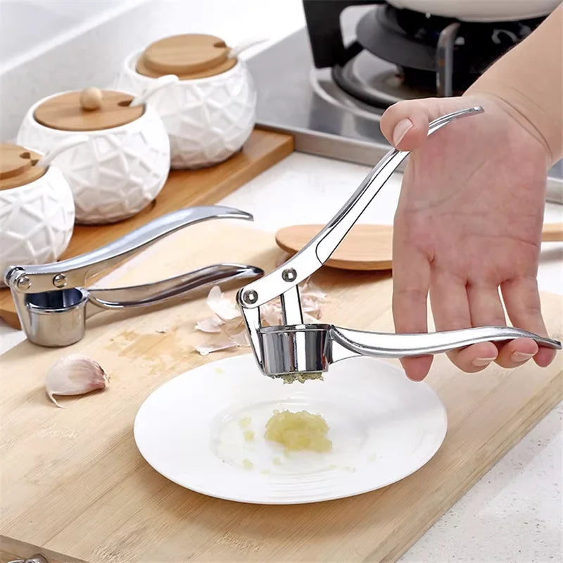 Garlic Press Crusher Mincer Kitchen Stainless Steel Garlic Smasher Squeezer Manual Press Grinding Tool Kitchen Accessories