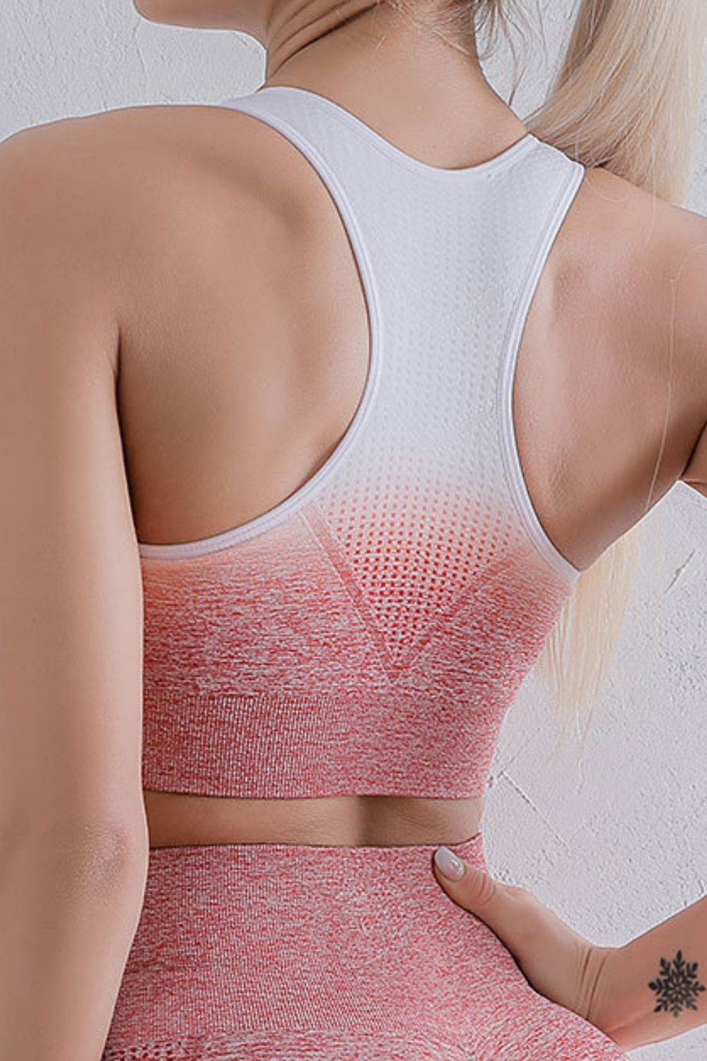 Gradient Racerback Sports Bra - Selvanelle