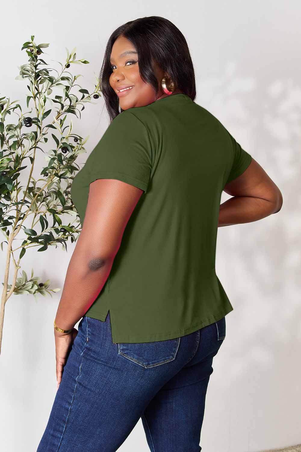 Basic Bae Full Size Round Neck Short Sleeve T-Shirt Black - Selvanelle