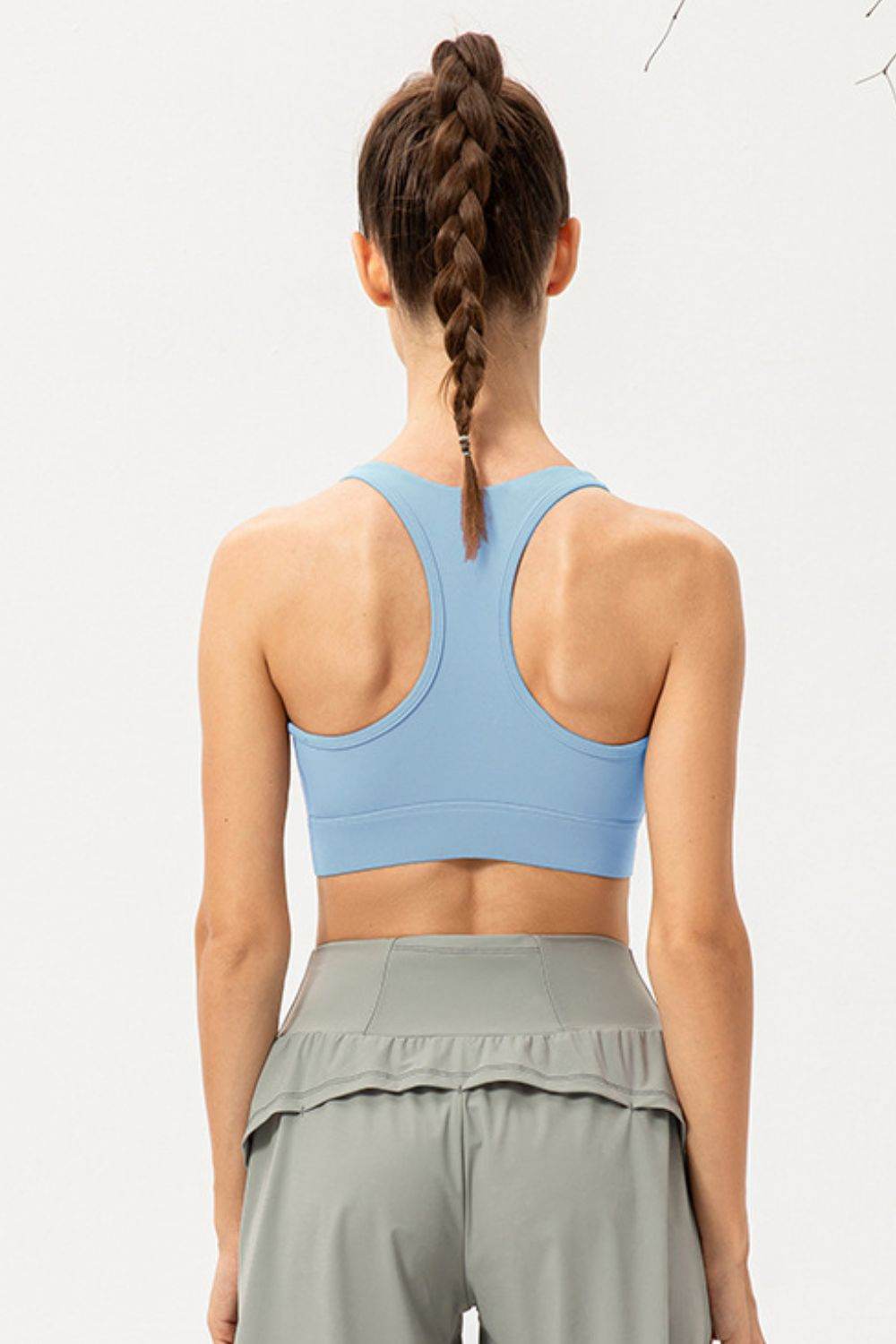 Zip-Up Round Neck Sports Bra - Selvanelle