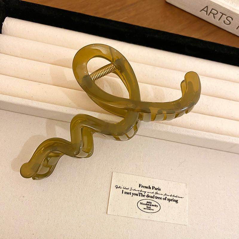 Acrylic Hair Claw Clip for Effortless Styling and Hold - Selvanelle