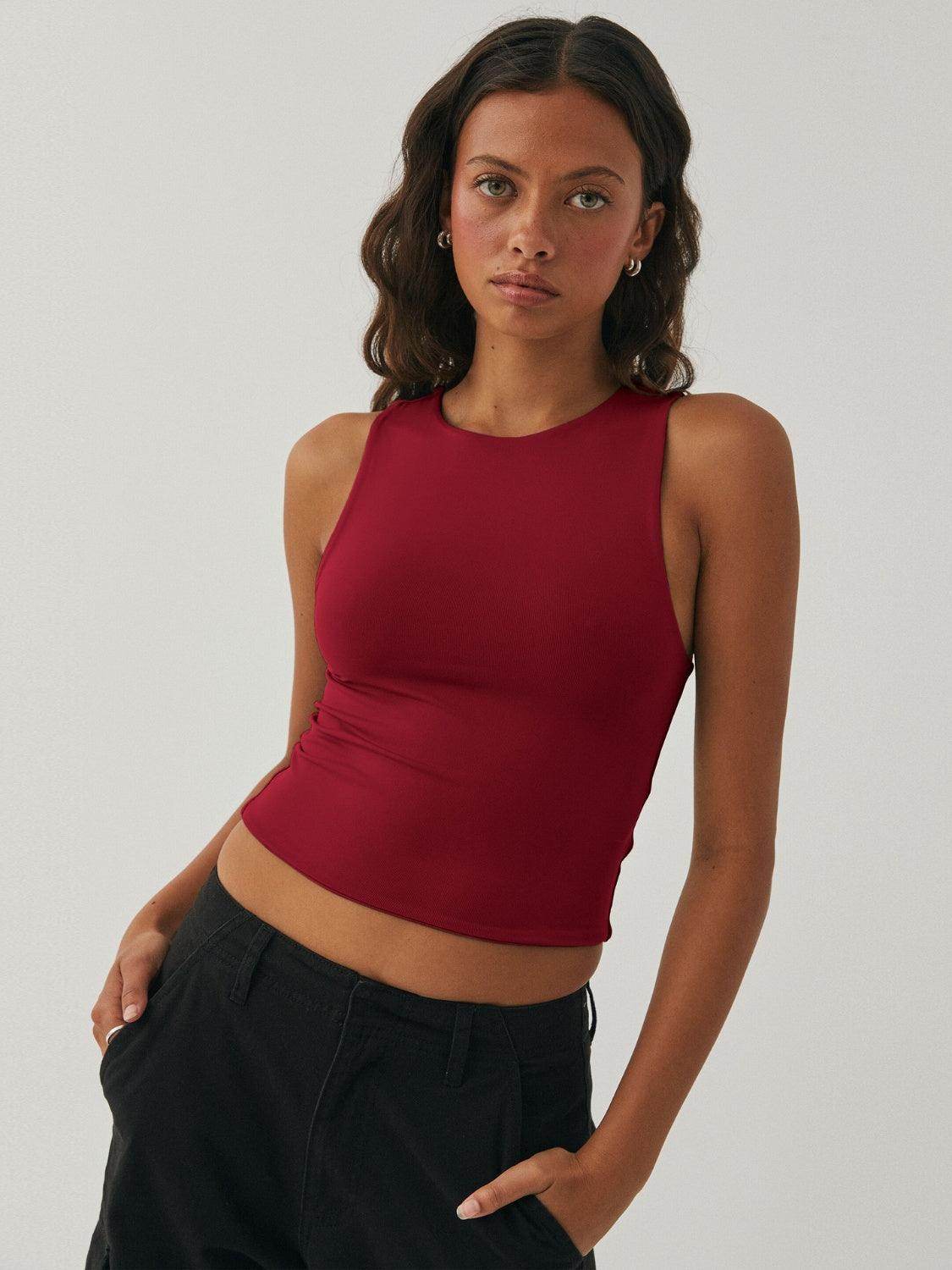 Round Neck Cropped Tank for Women in Soft Stretch Fabric - Selvanelle