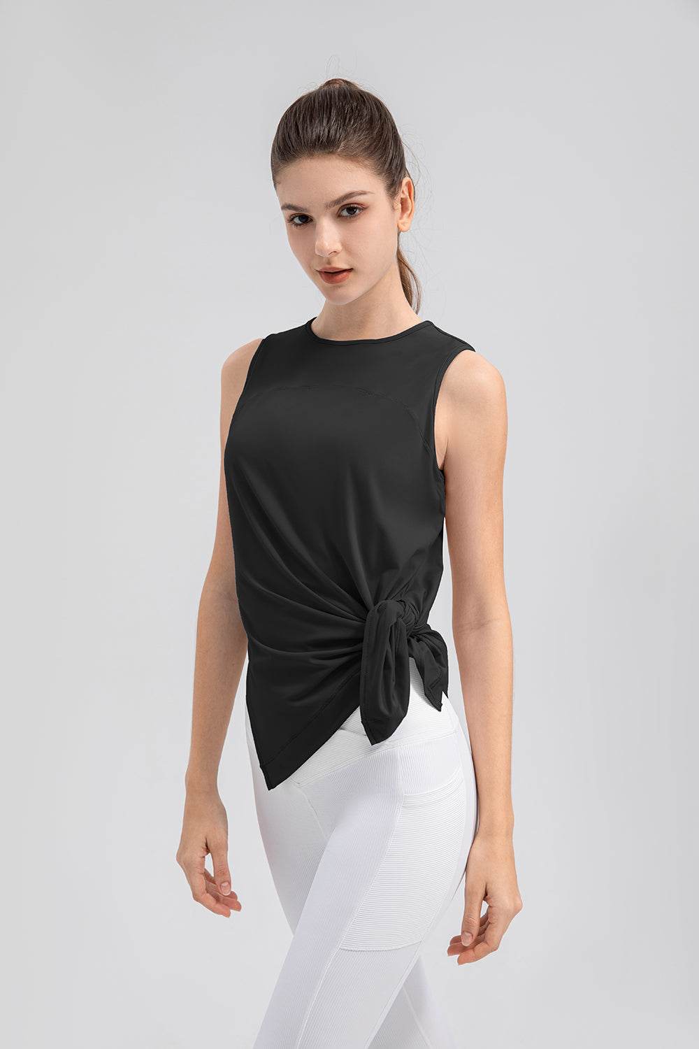 Slit Round Neck Tank - Selvanelle