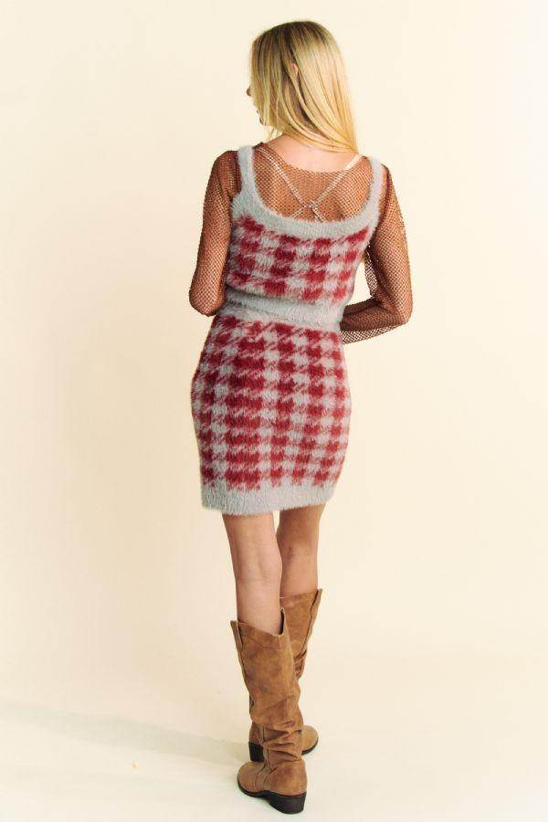Davi & Dani Scoop Neck Wide Strap Top and Skirt Sweater Set - Selvanelle
