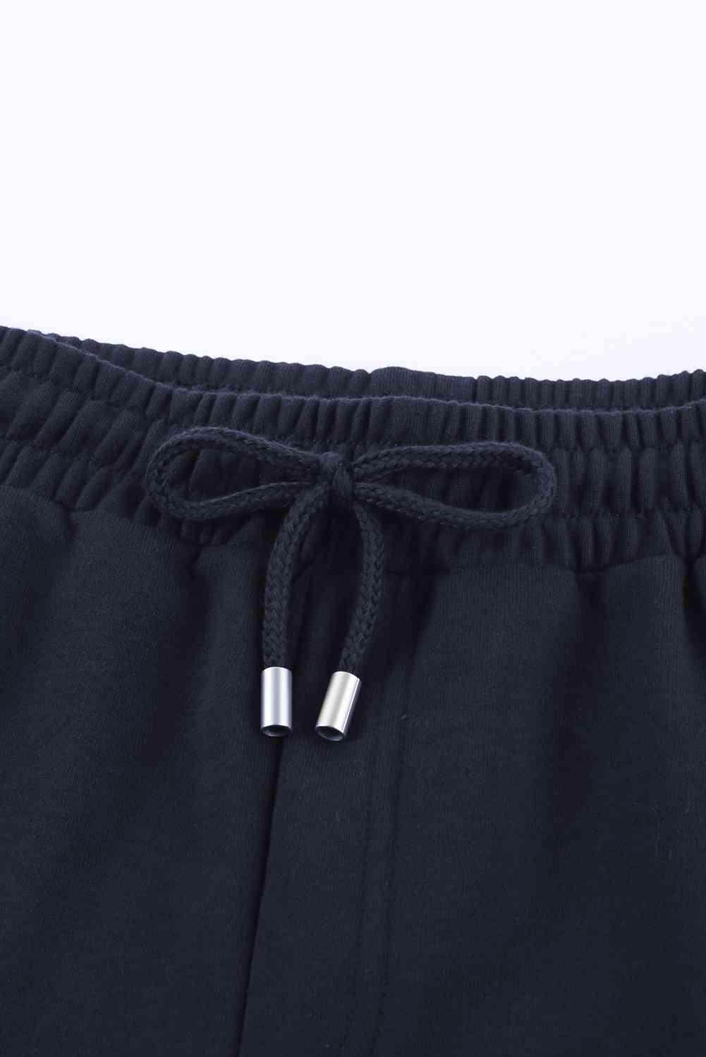 Comfortable Drawstring Waist Cuffed Shorts for Casual Wear - Selvanelle