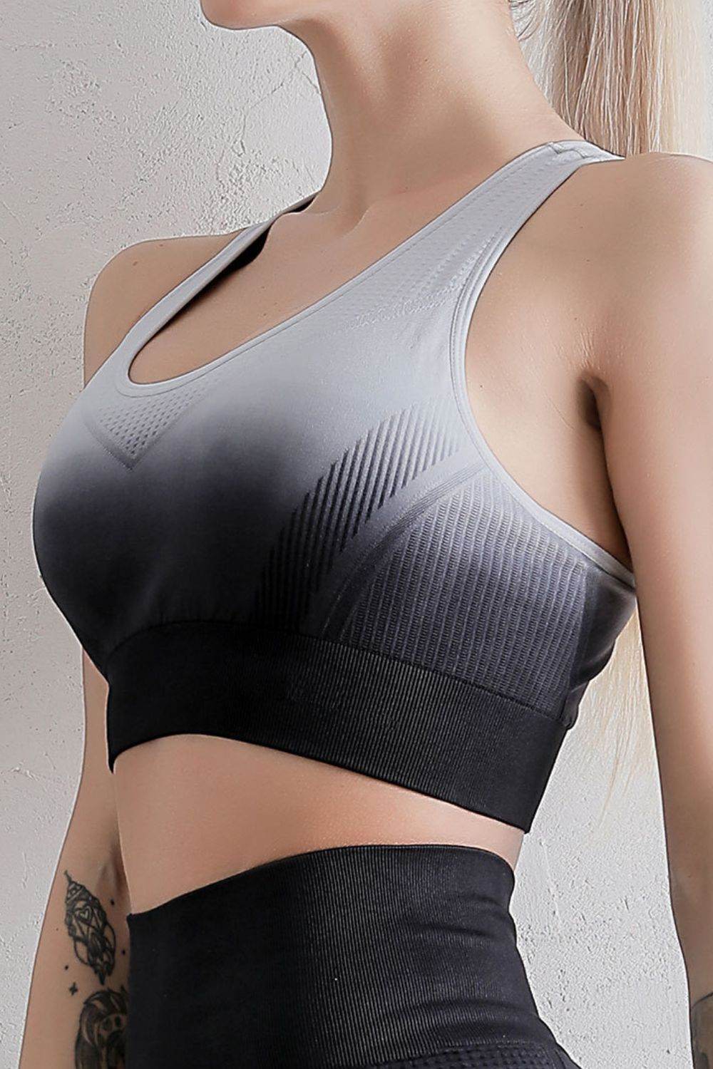 Gradient Racerback Sports Bra - Selvanelle